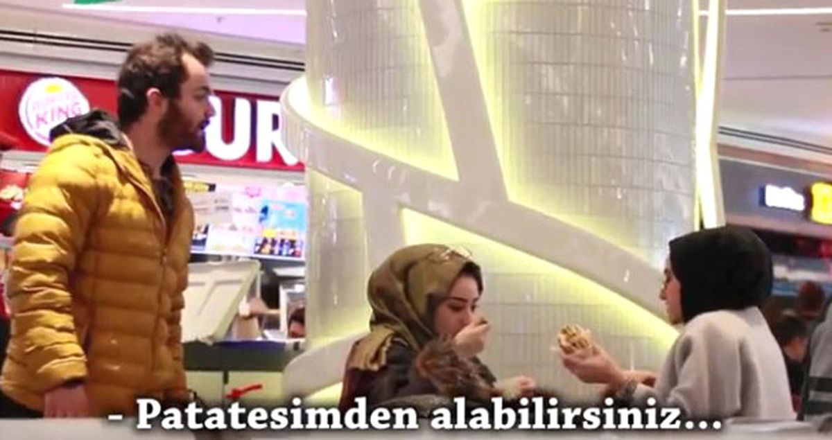 Türk İnsanının Yardımseverliğini Anlatan Yemek Deneyi