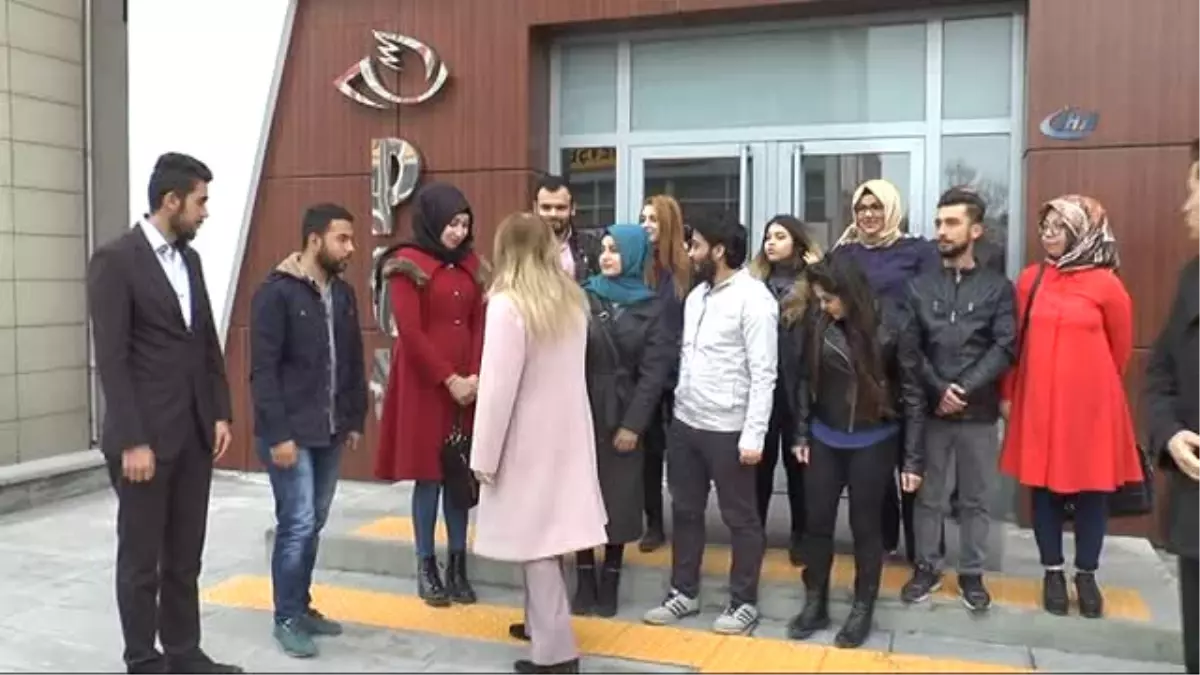Üniversite Öğrencileri El Bab'ta Görev Yapan Askerlere Mektup Gönderdi