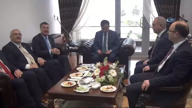 İsmet Yılmaz, 'Cumhurbaşkanına Yeni Sistemde İlave Bir Yetki Getirilmemiştir'