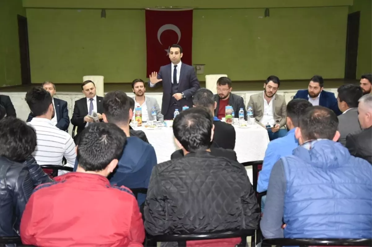 Genç Kürsü'de Yeni Anayasayı Anlattılar