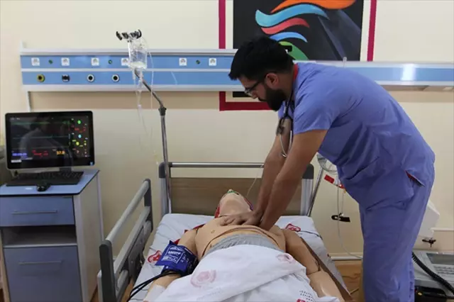 Cü'de Doktor ve Hemşire Adaylarına Simülasyonlu Eğitim