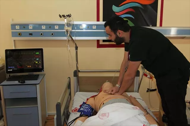 Cü'de Doktor ve Hemşire Adaylarına Simülasyonlu Eğitim
