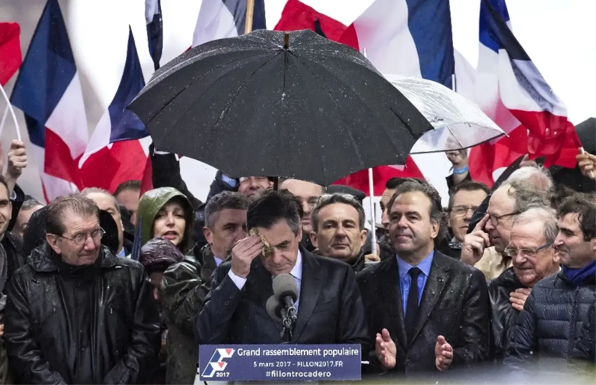 Fillon: 'Kimse Beni Aday Olmaktan Vazgeçiremez'