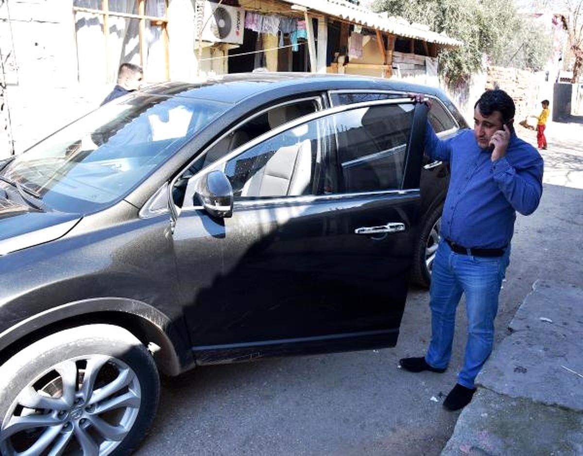 Kaza Sonrası Taşlanan Azeri İş Adamı Cipini Bırakıp Kaçtı