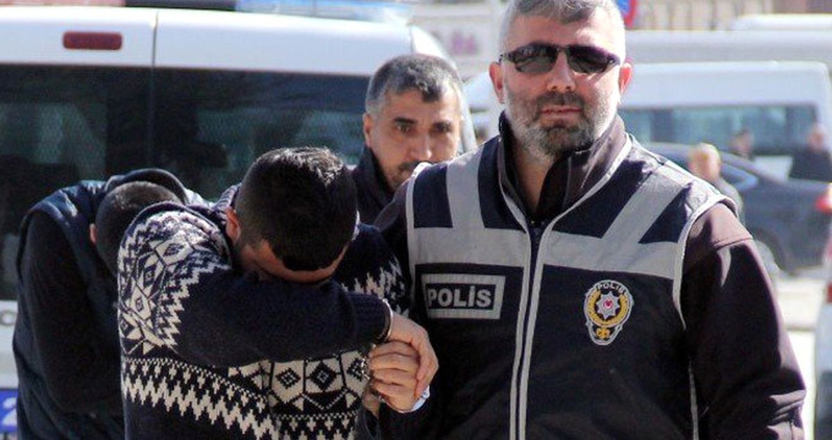 Soygunda Giyindiği Kazağı 5 Gün Değiştirmeyen Hırsız Yakayı Ele Verdi