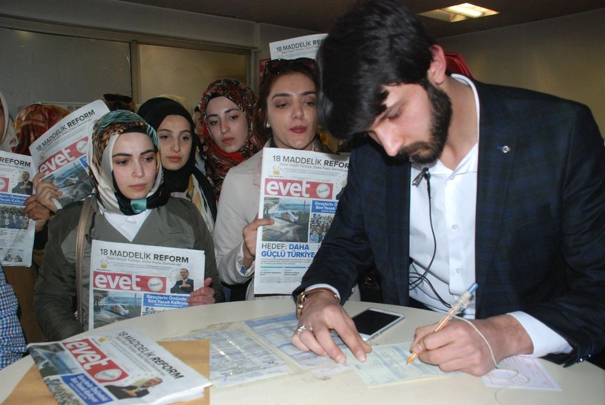 AK Parti Tokat Gençlik Kolları, Kılıçdaroğlu'na 'Evet' Gazetesi Gönderdi