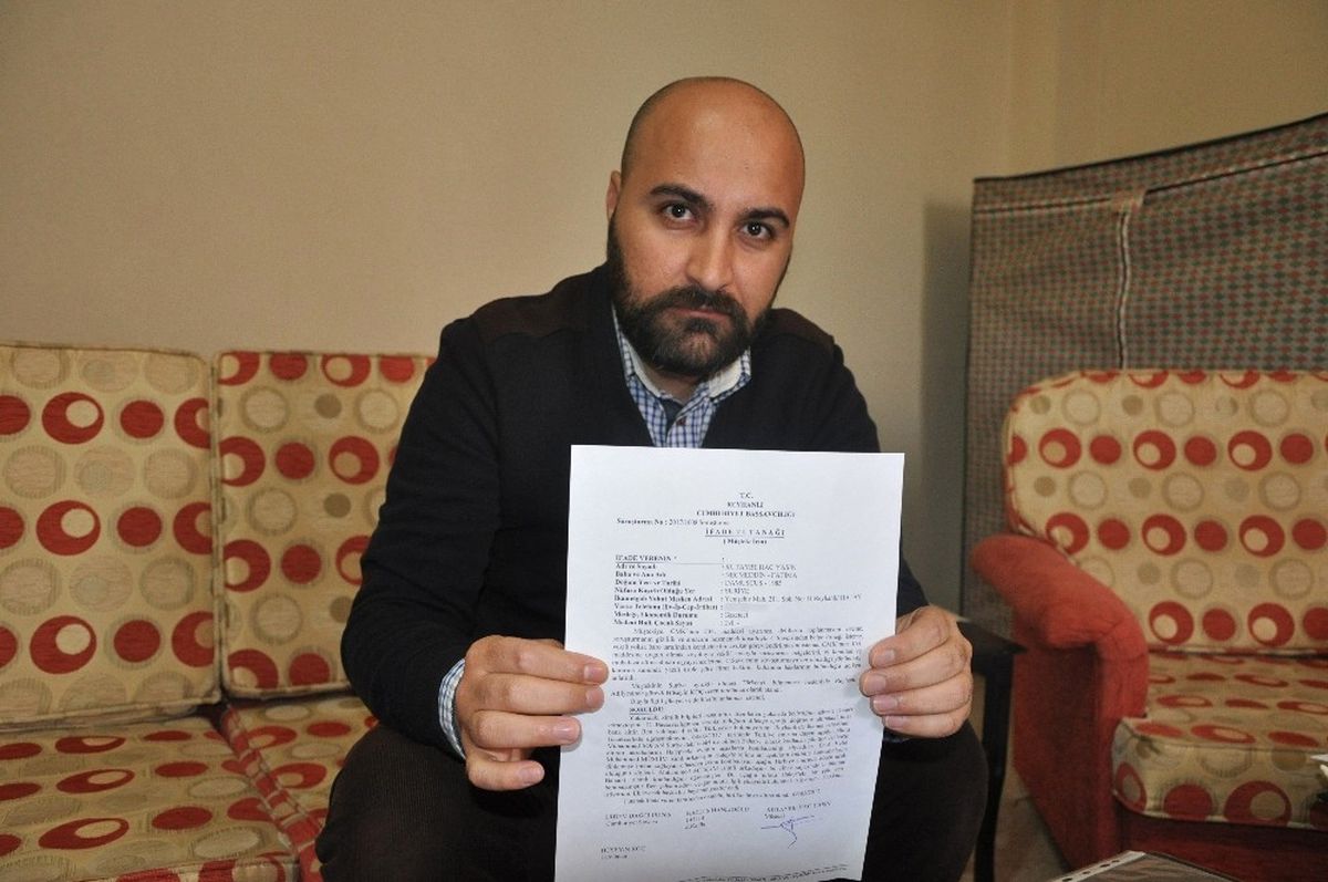 Suriyeli Gazeteci, Evini Bombalayan Suriyeli Pilottan Şikayetçi Oldu