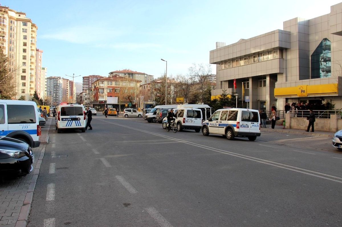 Kayseri Posta İşleme Merkezi'nde Bomba Paniği
