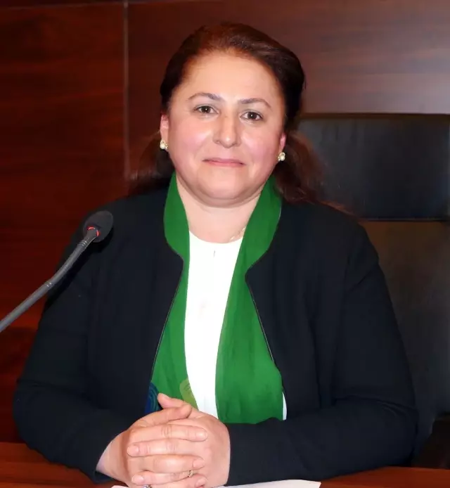 Büyükşehir Belediye Meclisi'ni Kadınlar Günü'nde Kadın Başkan Yönetti