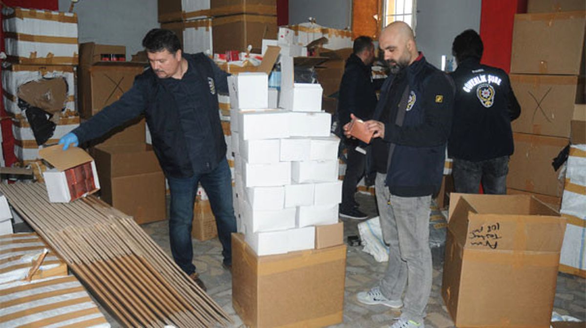 İstanbul'da 500 Bin Dolarlık Sahte Parfüm Ele Geçirildi