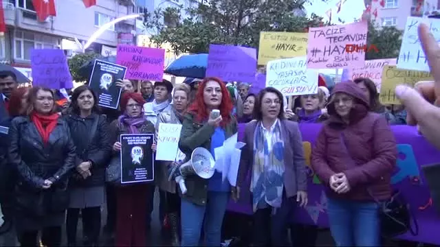 Manisalı Kadınlar Şarkılarla 'Hayır' Dedi Manisalı Kadınlar Şarkılarla 'Hayır' Dedi