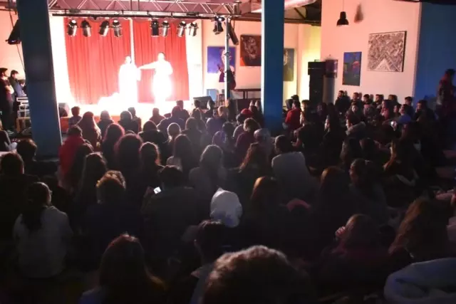 Ahmet Erensoy Gençlik Merkezi Meyvelerini Vermeye Başladı