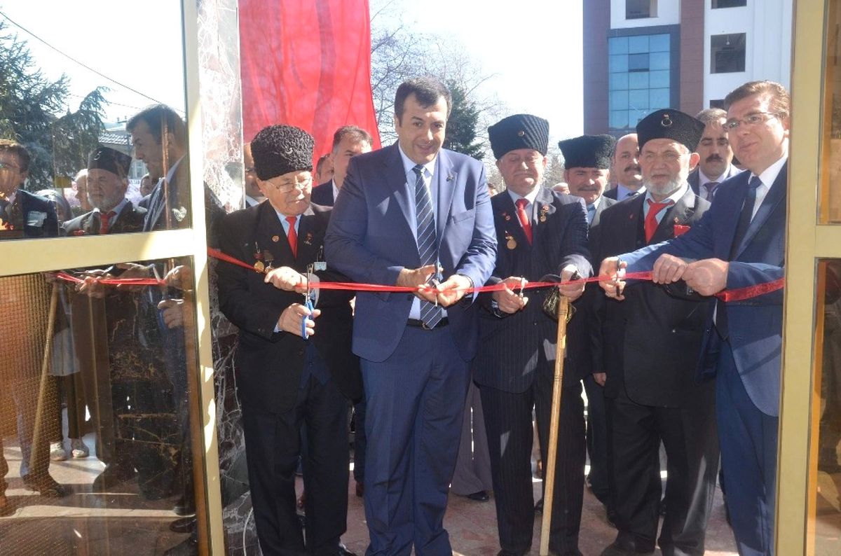 Çanakkale Savaşı Objeleri ve Resimleri Vakfıkebir'de Sergileniyor