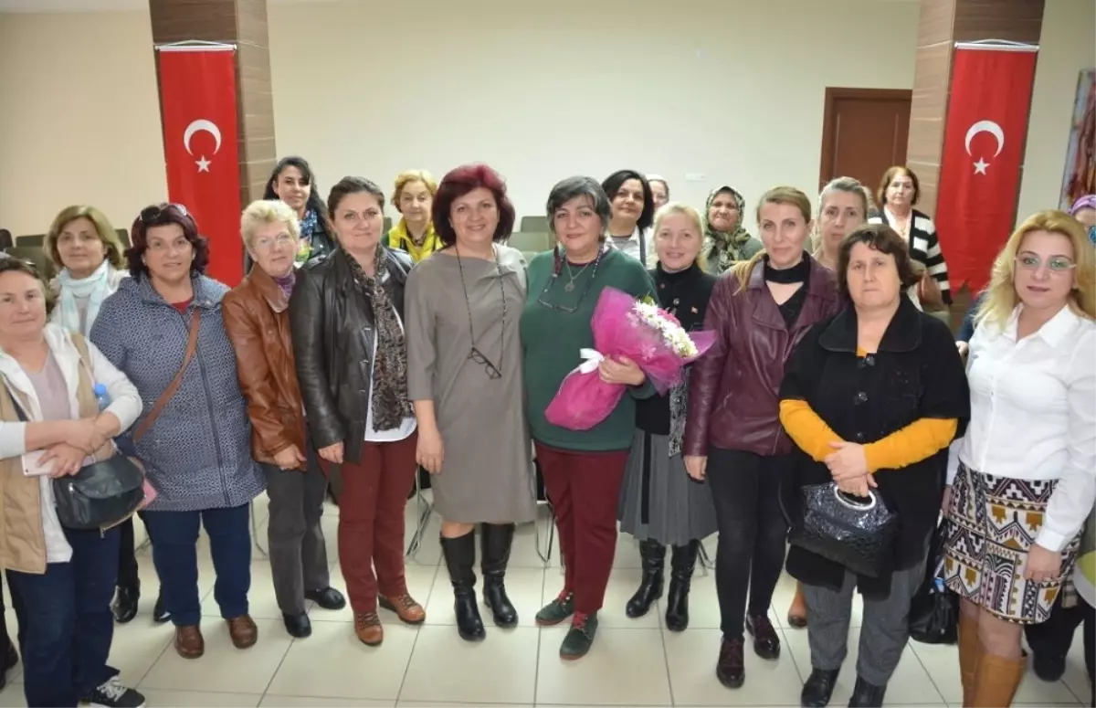 Dünya Emekçi Kadınlar Günü Süleymanpaşa'da Farklı Kutlandı