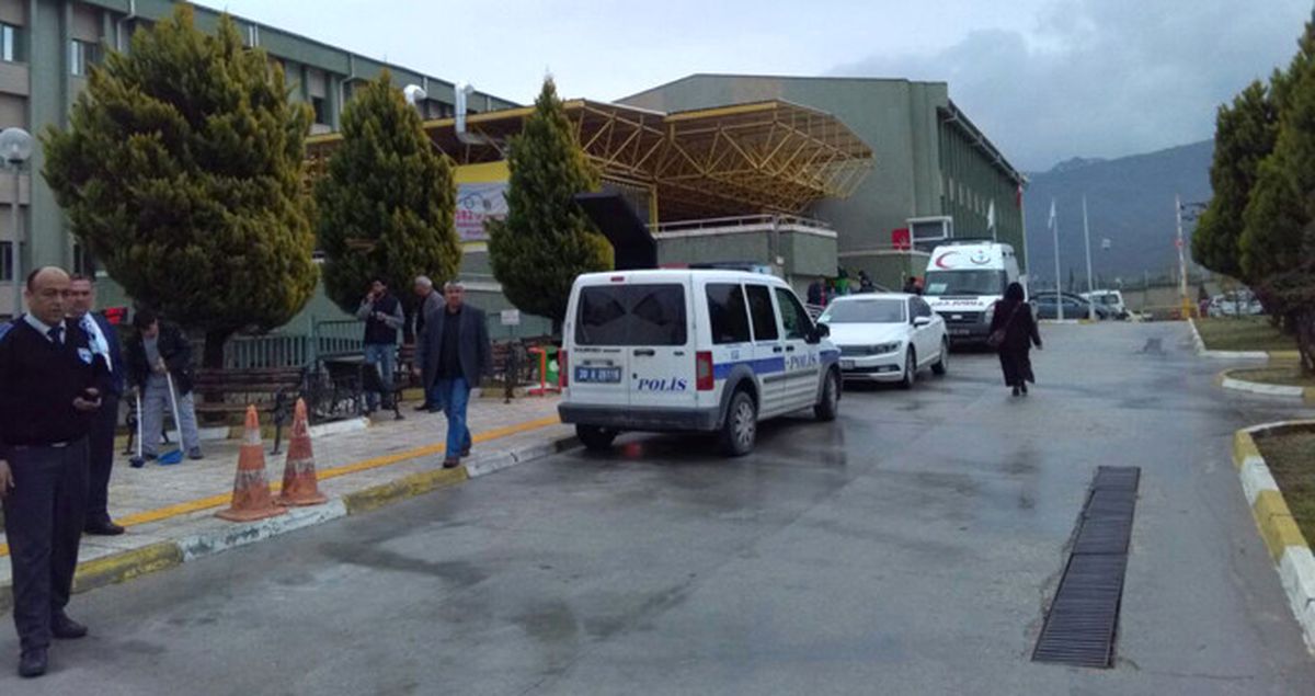 Hastanedeki Oksijen Tüpü Patladı: Bir Doktor Yaralandı