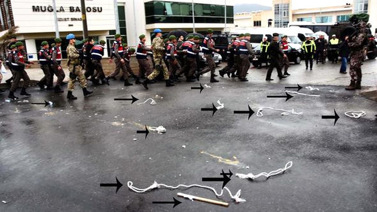 Polis Zor Durdurdu! Darbeci Askerlere İdam İpi Attılar