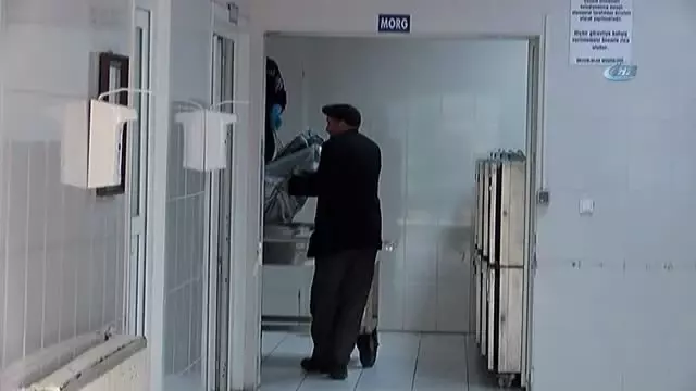 Kadıköy'de Dövmecilik Yapan Bir Kişi Sahte İçkiden Hayatını Kaybetti