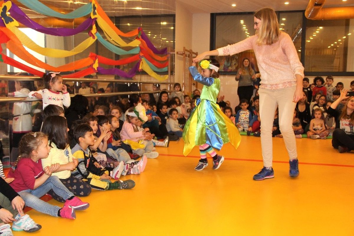 Mod Bodrum Anaokulu ve Kreş Öğrencileri 8 Mart Dünya Kadınlar Gününü Kutladı