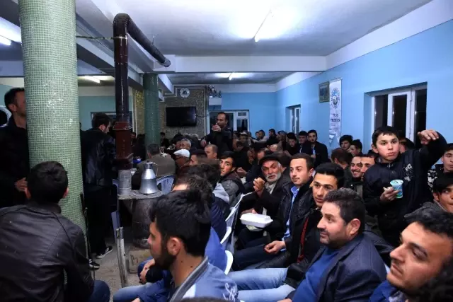 Başkan Palancıoğlu Çömlekçi Mahallesi'nde Vatandaşlarla Buluştu