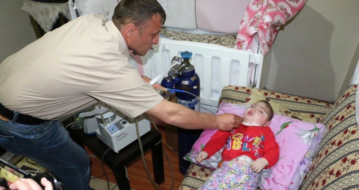 Epilepsi Hastası Çocuğun Ailesi 24 Saat Başında Nöbet Tutuyor