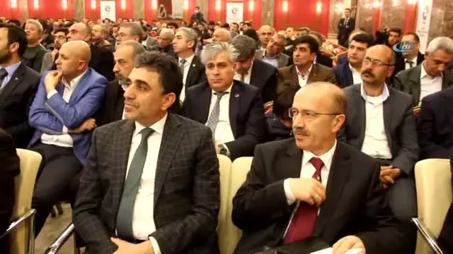 Bakan Özlü: 'Tübitak, Artık Proje Yaptıran Bir Kurum Olarak Hizmet Verecek' Bakan Özlü: 'Tübitak, Artık Proje Yaptıran Bir Kurum Olarak Hizmet Verecek'