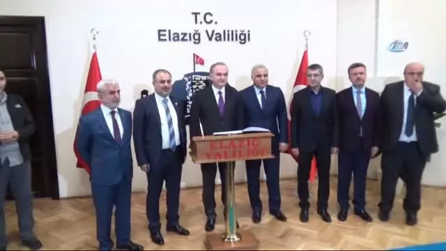 Bilim, Sanayi ve Teknoloji Bakanı Faruk Özlü: 'Almanya ve Hollanda, Hayır Çıkmasına Bir Nevi Destek... Bilim, Sanayi ve Teknoloji Bakanı Faruk Özlü: 'Almanya ve Hollanda, Hayır Çıkmasına Bir Nevi Destek...