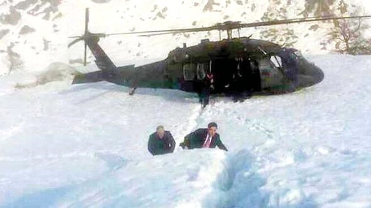 Başbakan Binali Yıldırım'ın Acil İniş Yapan Helikopteri Büyük Tehlike Atlatmış