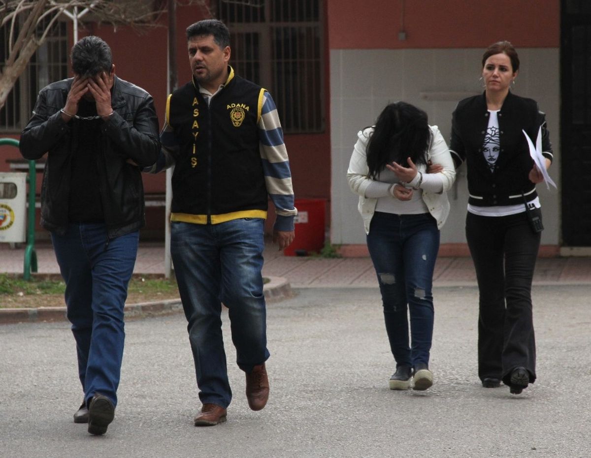Komutanlığın Dibinde Fuhuş Yapmışlar
