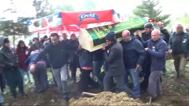 Kumluca Sahte Içkiden Ölen Mısır Toprağa Verildi