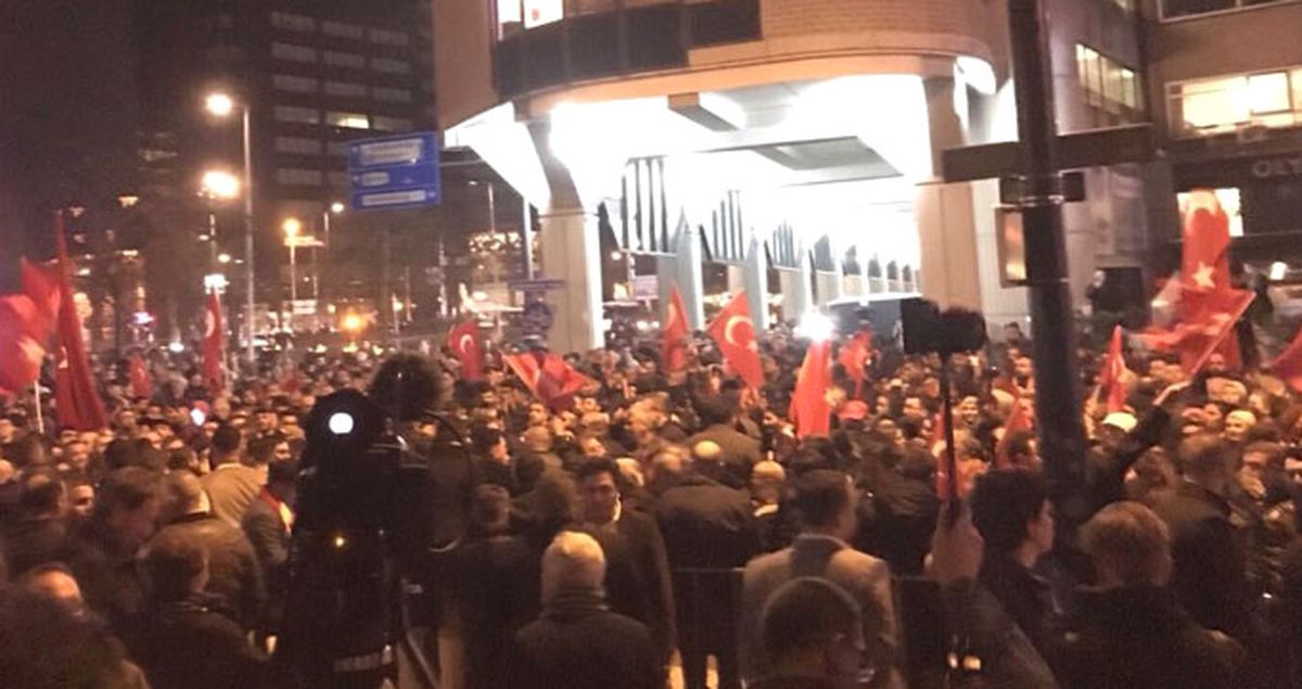 Rotterdam Başkonsolosu Sadin Ayyıldız: Bakanımı Karşılamam Engelleniyor