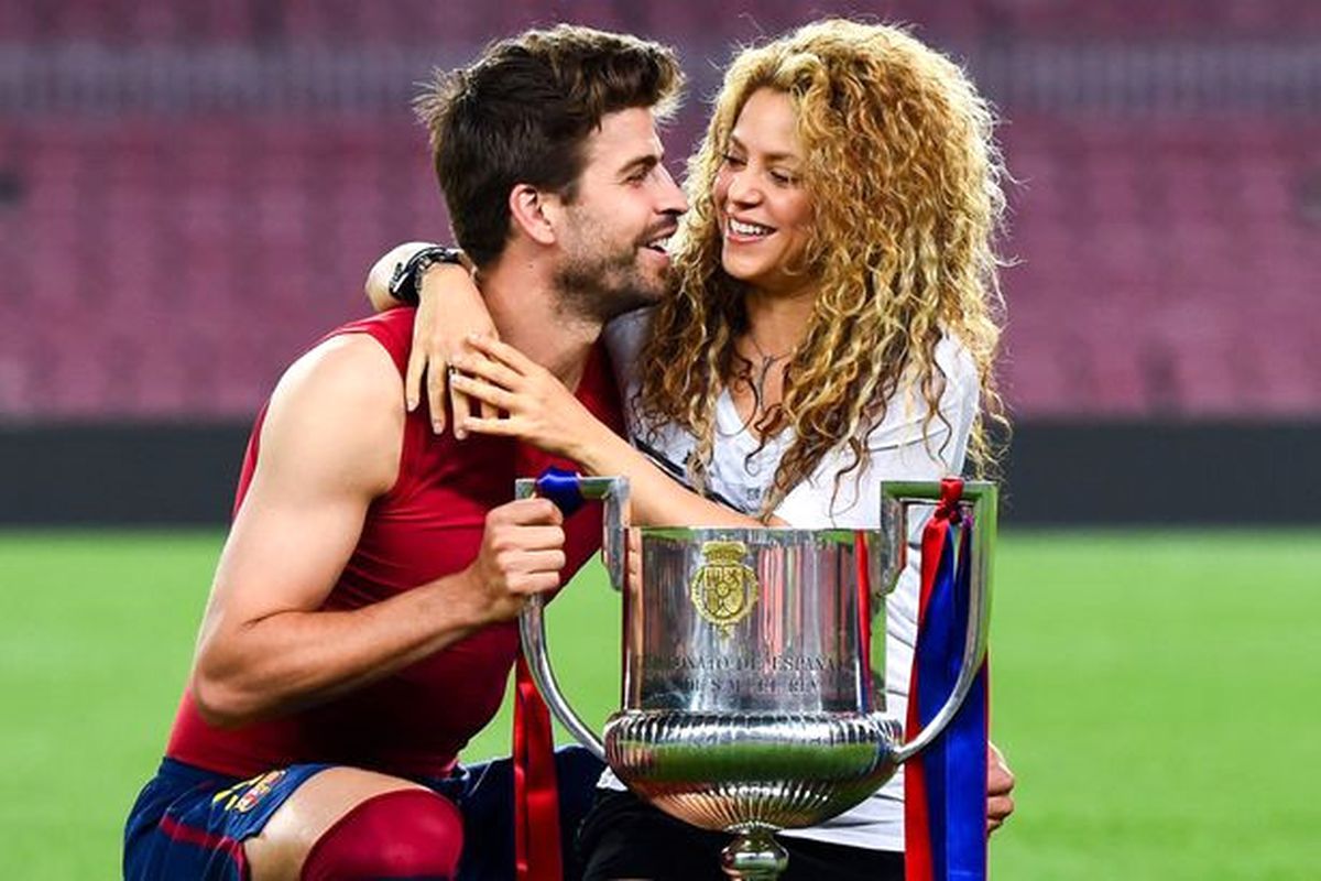 Shakira Dünyanın En Ateşli Dansını Yaptı, Sevgilisi Pique Çıldıracak