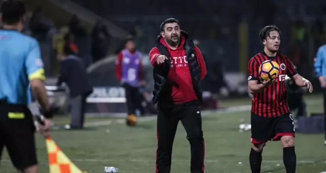 Ümit Özat: Aydınus'u Kutluyorum, İki Penaltı Çalmak Herkesin Harcı Değil