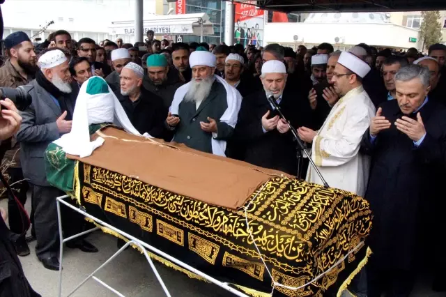 Elazığ'ın Kanaat Önderlerinden Evliyaoğlu Vefat Etti Elazığ'ın Kanaat Önderlerinden Evliyaoğlu Vefat Etti