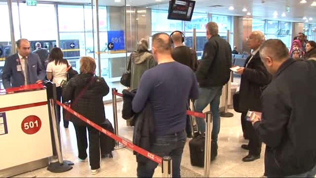 Hollanda'da Yaşayan Türklerden Bakanları Engelleyen Karara Tepki