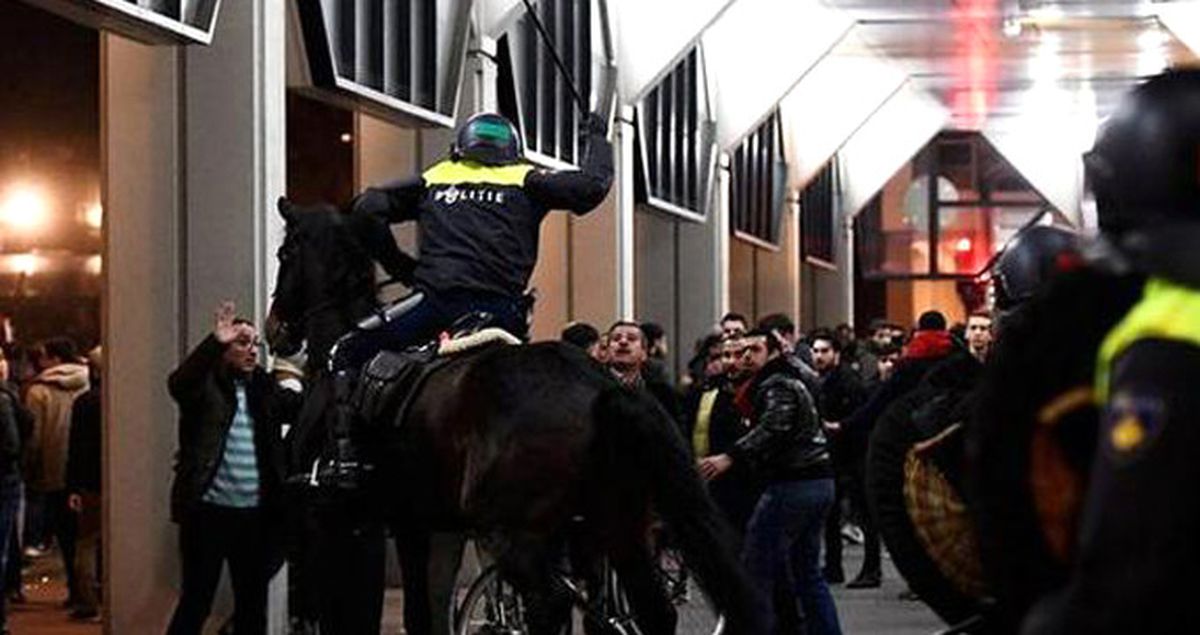 Hollanda Polisi: 7 Yaralı, 12 Gözaltı Var