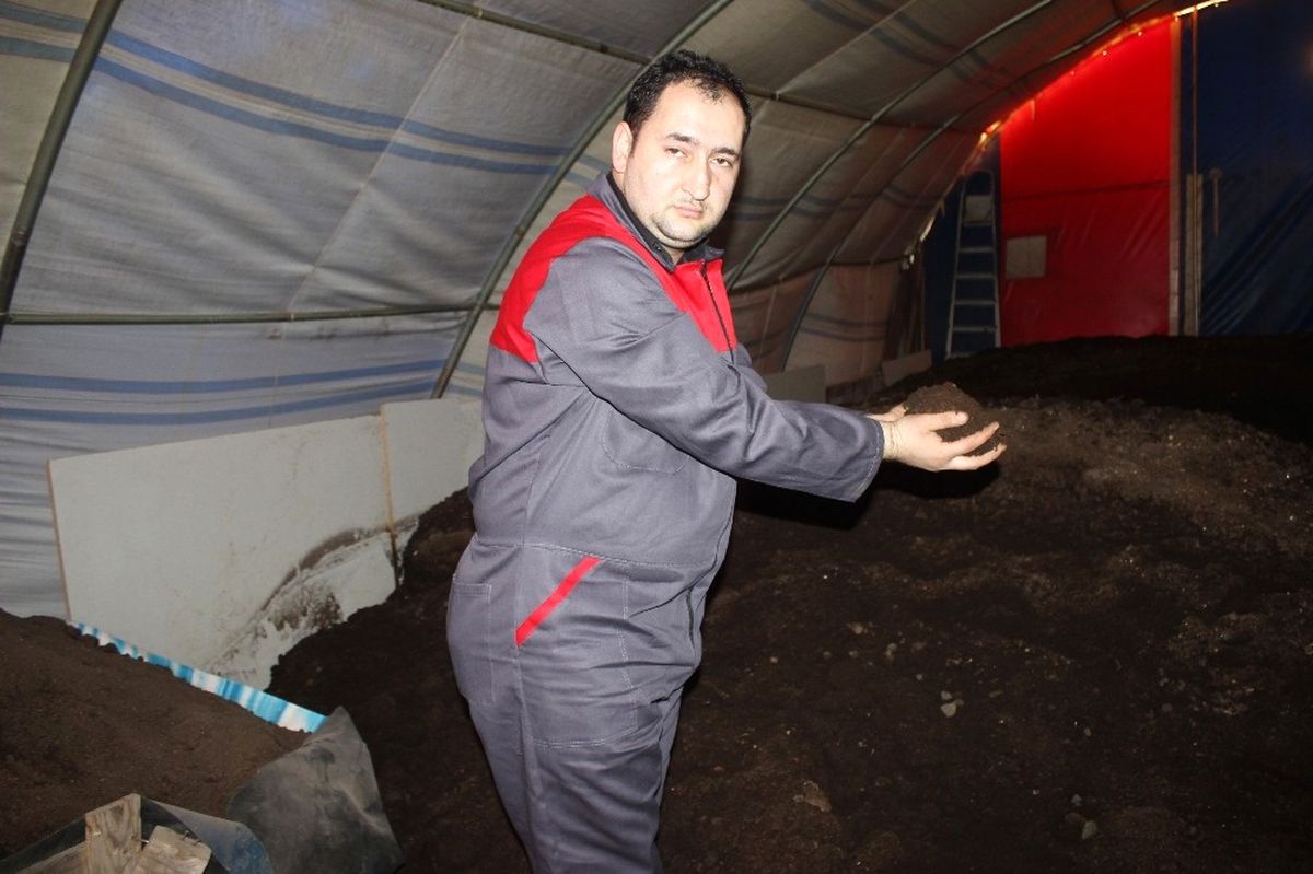 'Pis İşle Uğraşma' Diyenlere Aldırmadı, Kendi İşinin Patronu Oldu