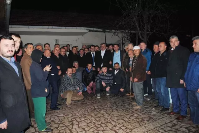 Ak Partililer Ketenciler Köyü'nde Havai Fişeklerle Karşılandı
