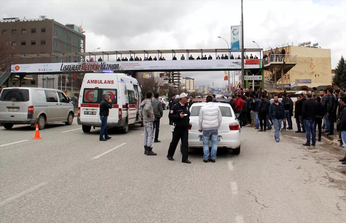 Gaziantep'te Otomobilin Çarptığı Çocuk Öldü