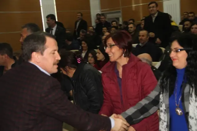 Memur Sen Genel Başkanı Yalçın: 'Hayır Demek, PKK'yı, Fetö'yü, Hollanda'yı, Almanya'yı Sevindirmek... Memur Sen Genel Başkanı Yalçın: 'Hayır Demek, PKK'yı, Fetö'yü, Hollanda'yı, Almanya'yı Sevindirmek...