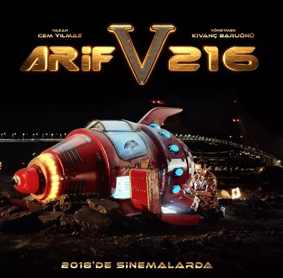 Cem Yılmaz Yeni Filmi 'Arif v 216'nın Afişini Paylaştı Cem Yılmaz Yeni Filmi 'Arif v 216'nın Afişini Paylaştı