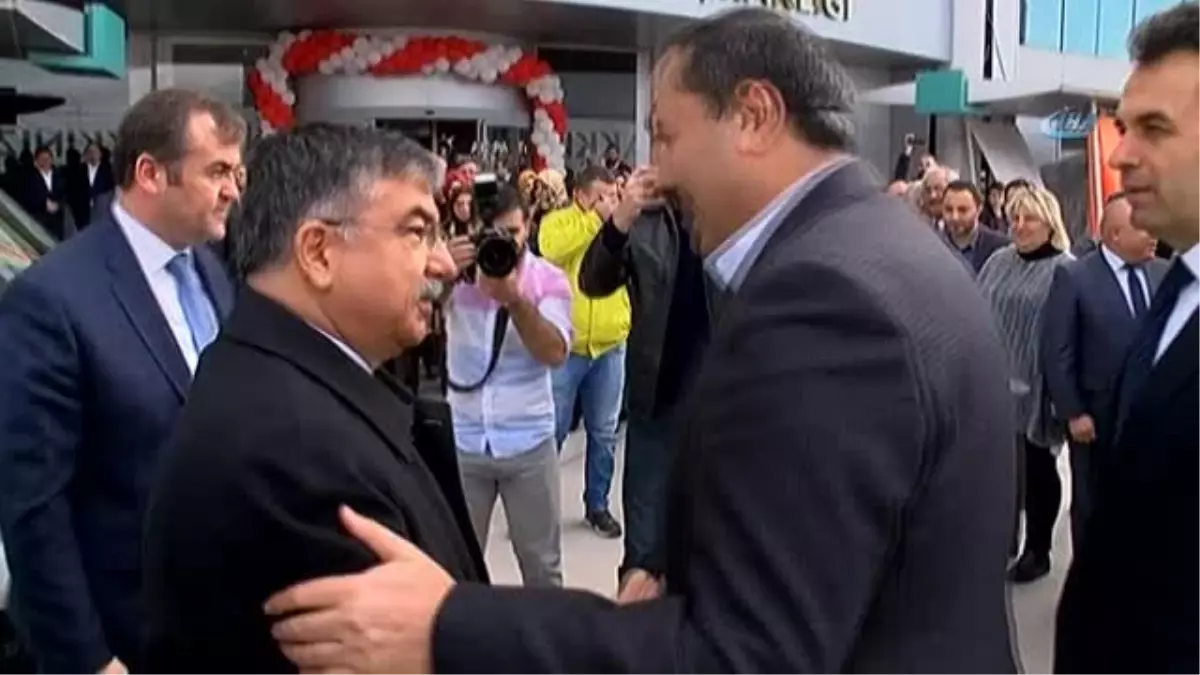 Milli Eğitim Bakanı İsmet Yılmaz: 'Birinin Partisine Katılmak Oy İstemek ABD'de Demokraside Aykırı...