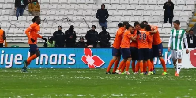 Süper Lig'in Yükselen Yıldızı Başakşehir