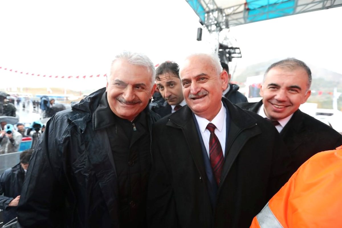 Başbakan Yıldırım Benzeriyle Buluştu, Fotoğraf Çektirdi