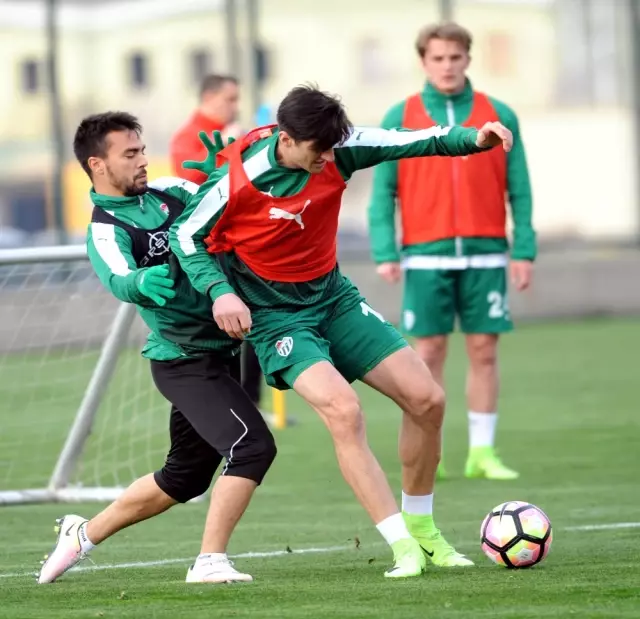 Bursaspor'da Batalla Dinlendirildi