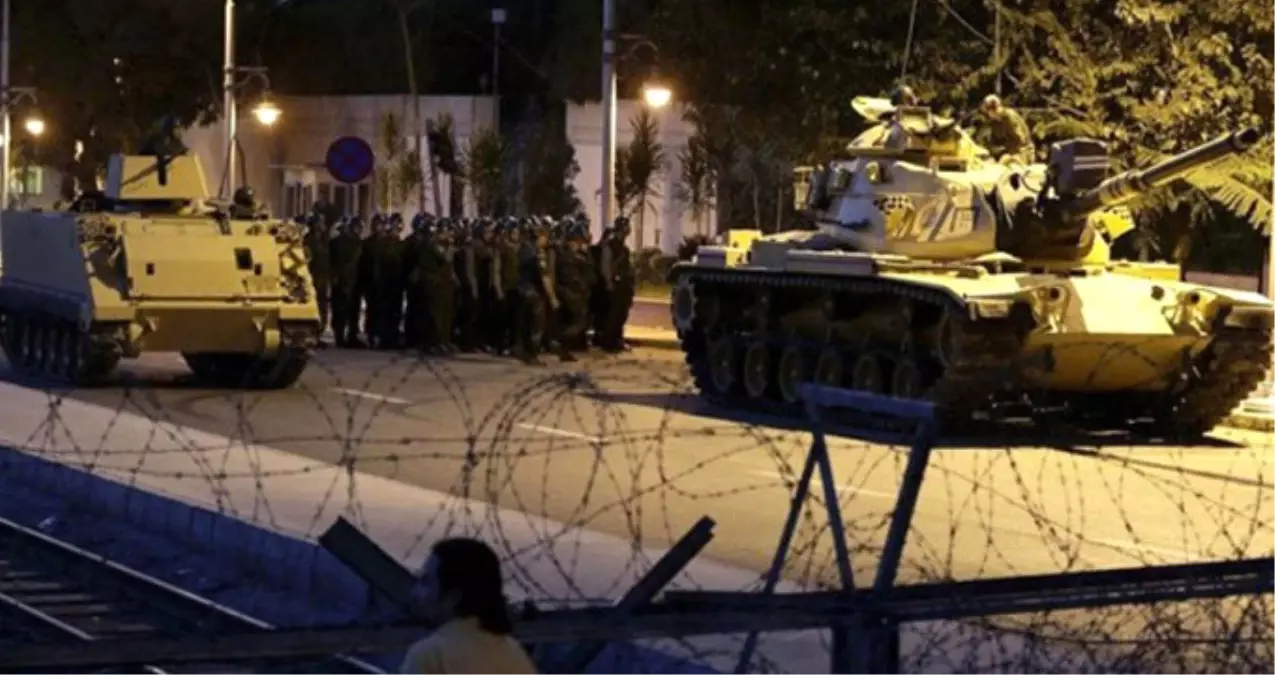 Dha Yurt: Darbe Girişimi Gecesinin Çarpıcı Kareleri