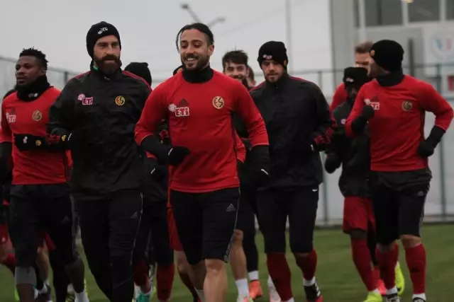 Eskişehirspor'da Göztepe Mesaisi Devam Ediyor