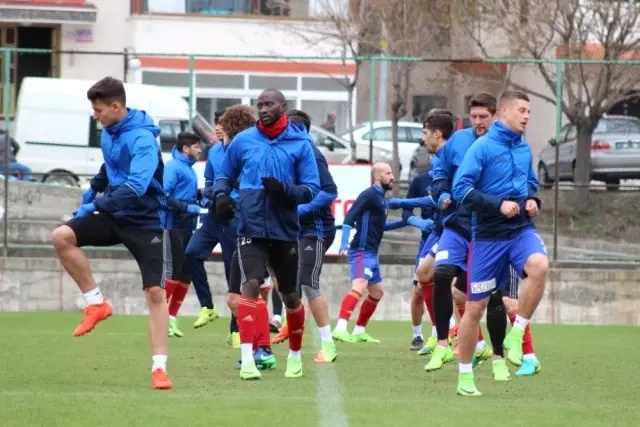 Kardemir Karabükspor'da Medipol Başakşehir Mesaisi Sürüyor