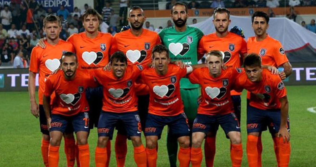Başakşehir'den Esprili Tweet: Tebrikler Beşiktaş, Gücünüzü Avrupa'ya Verin