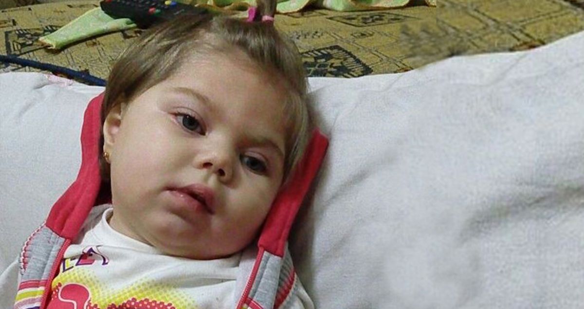 Görme, Konuşma ve Yürüme Yetisini Kaybeden Berre Bebek Yardım Bekliyor