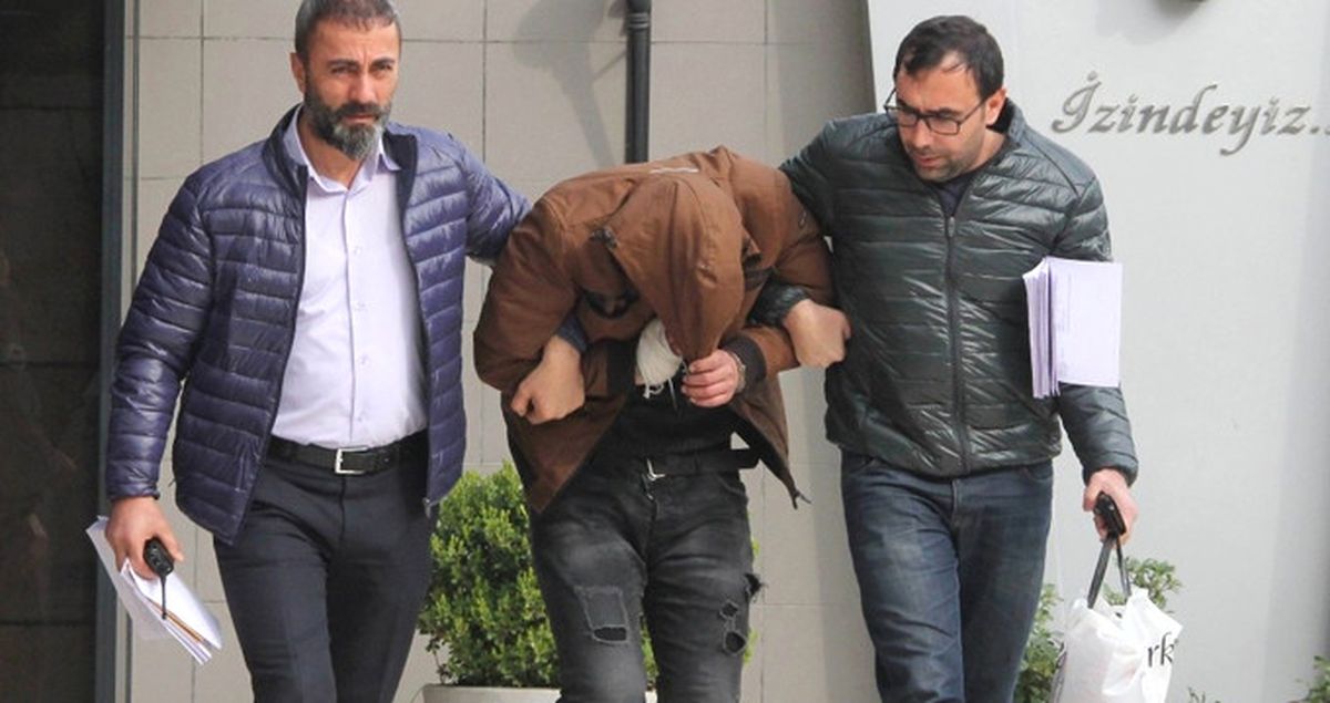 Kolu Kırık Olan Hırsız, 10 Dakikada 5 Yazıhaneyi Soydu